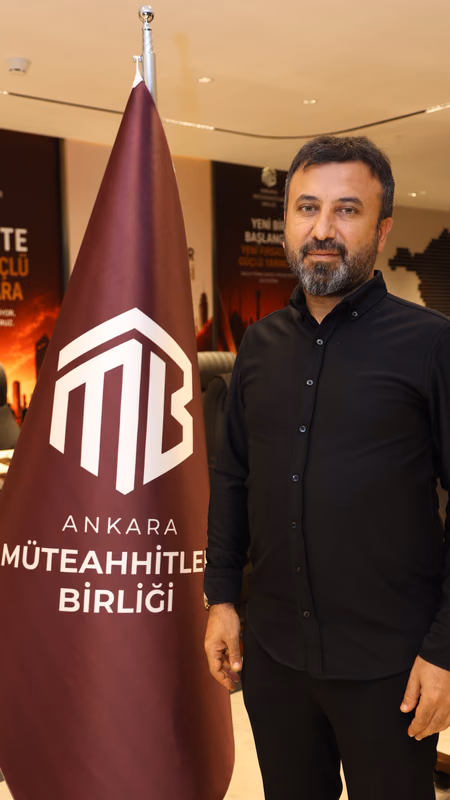 İZZET YAMAN